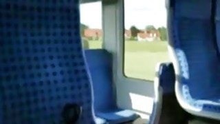 Gadis Jerman Menyebalkan Kontol di Kereta