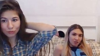 Remaja Lesbian Strpping On Webcam