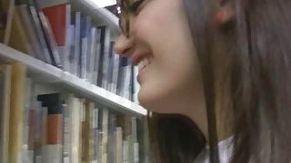 Perpustakaan blowjob dengan mahasiswi Latina