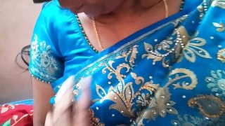 Desi Ibu Rumah Tangga India Di Saree Bercinta Gaya Doggy Oleh Suami - Seks Kerala Homemade